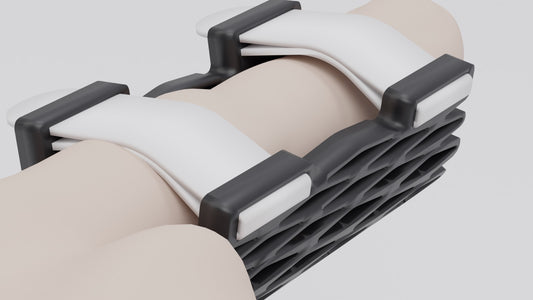 Struxaform Trigger Finger Splint — close-up of the cushioned lattice on the finger